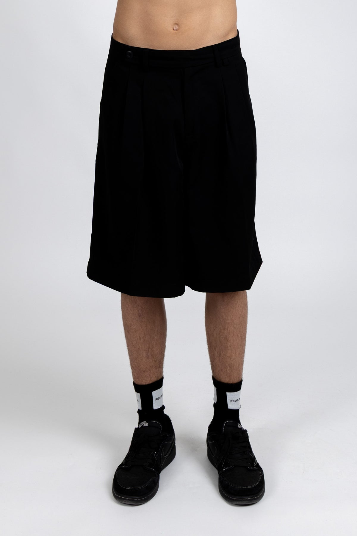 Pleat Short
