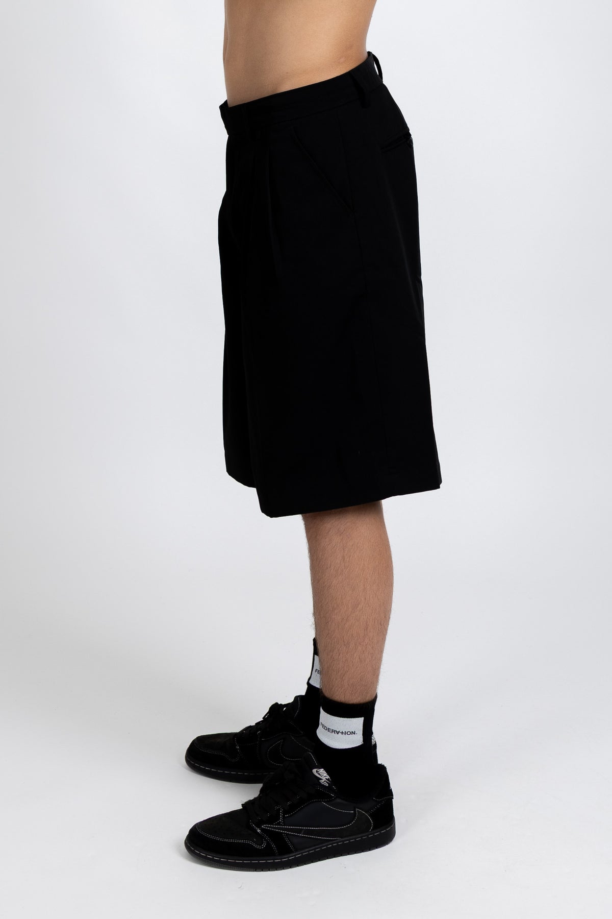 Pleat Short