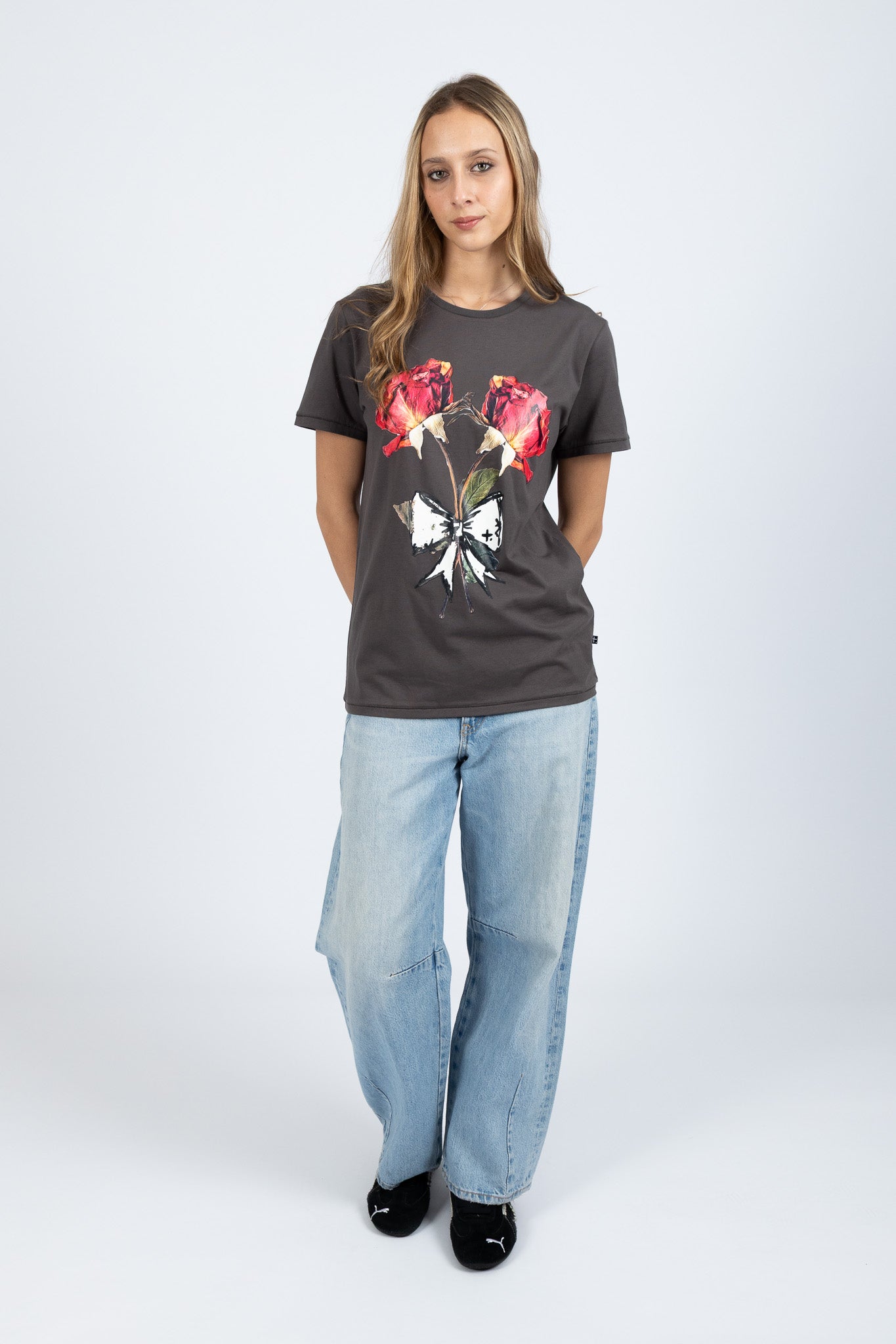 Rush Tee - Dried Roses