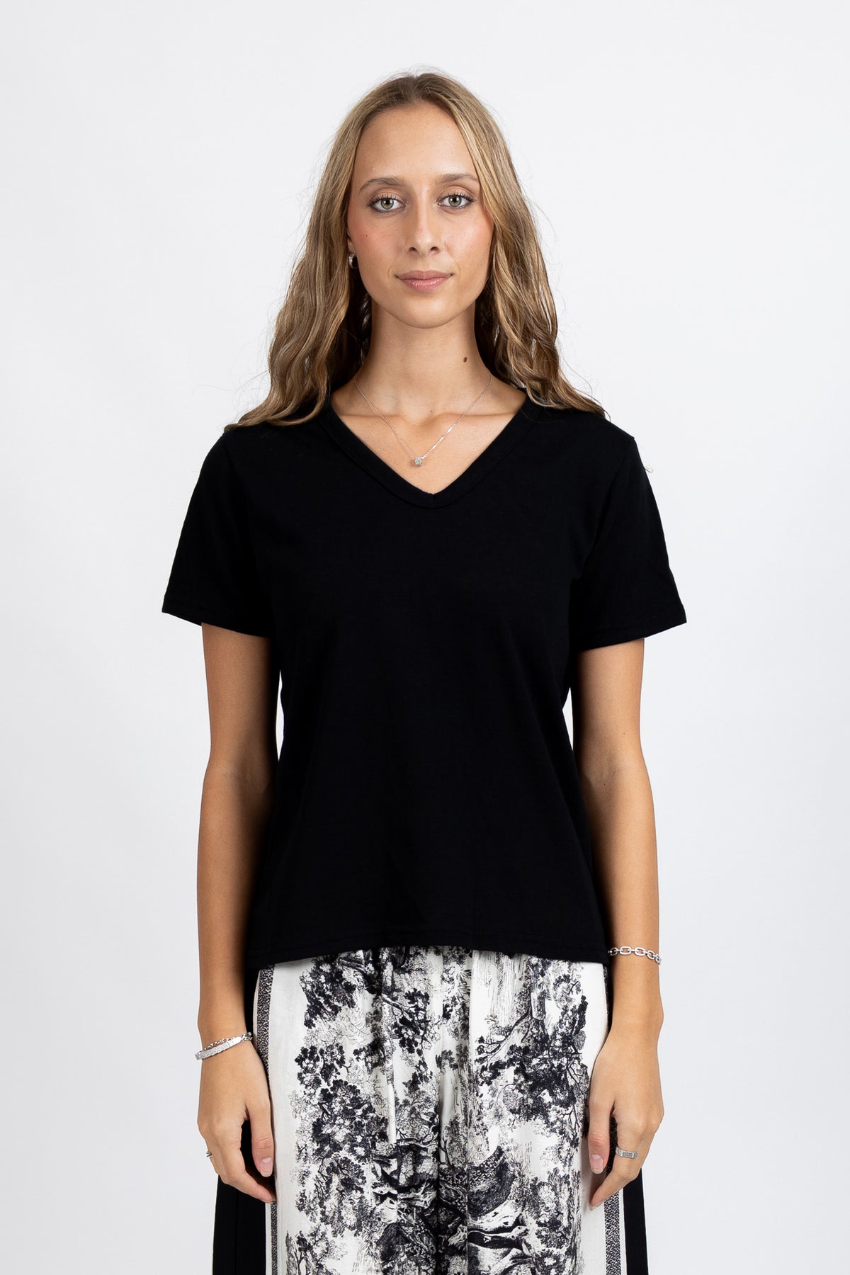 V Please Tee