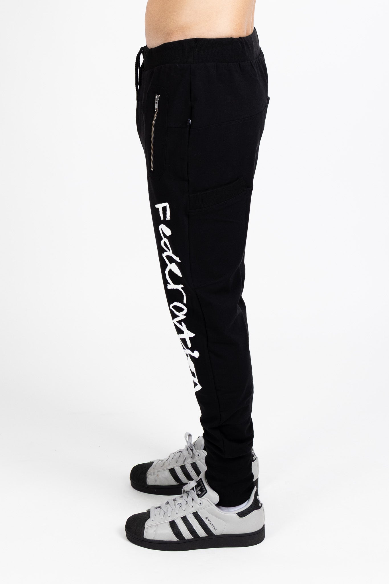 Escape Trackies - Crayon