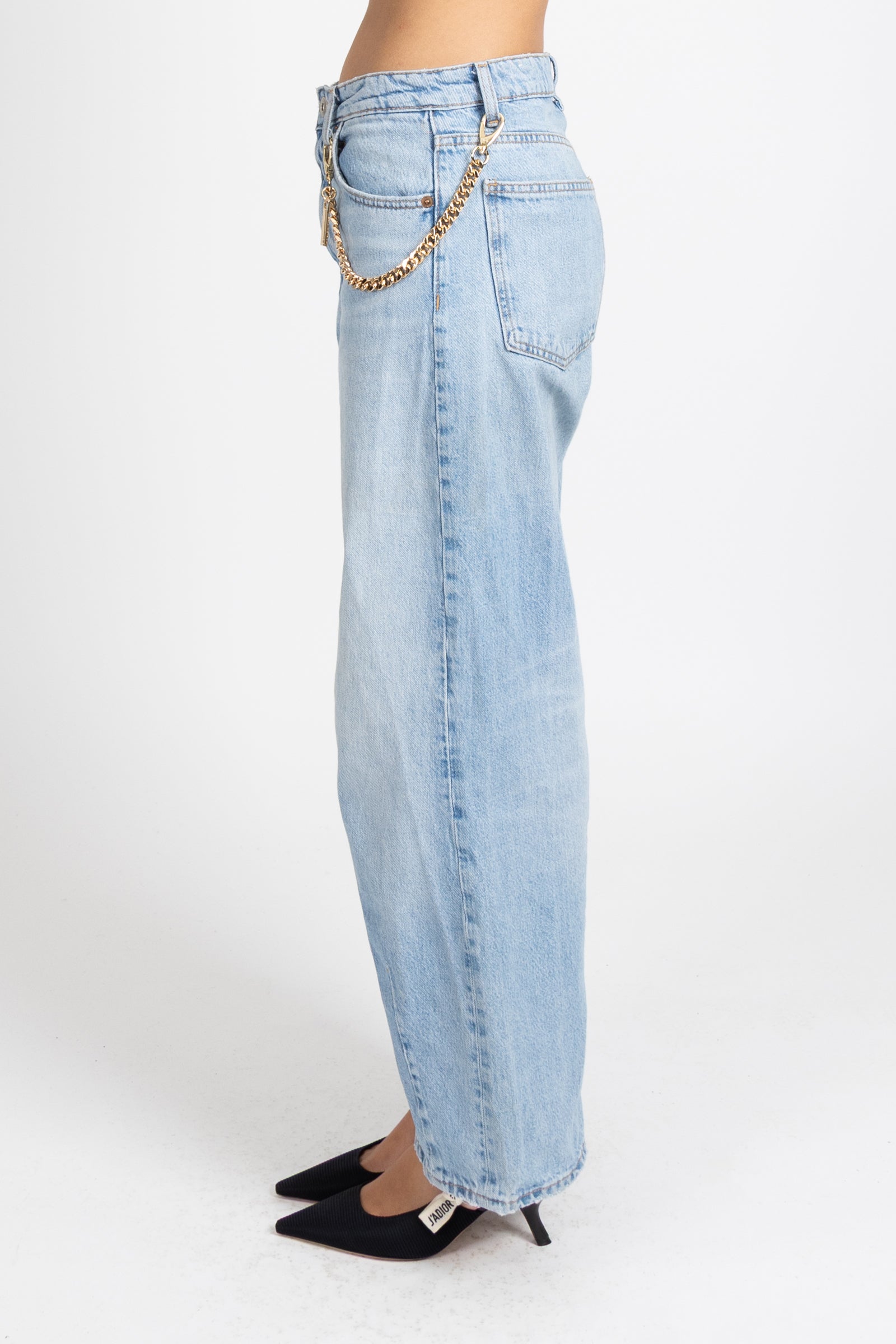 Right Barrel Jean