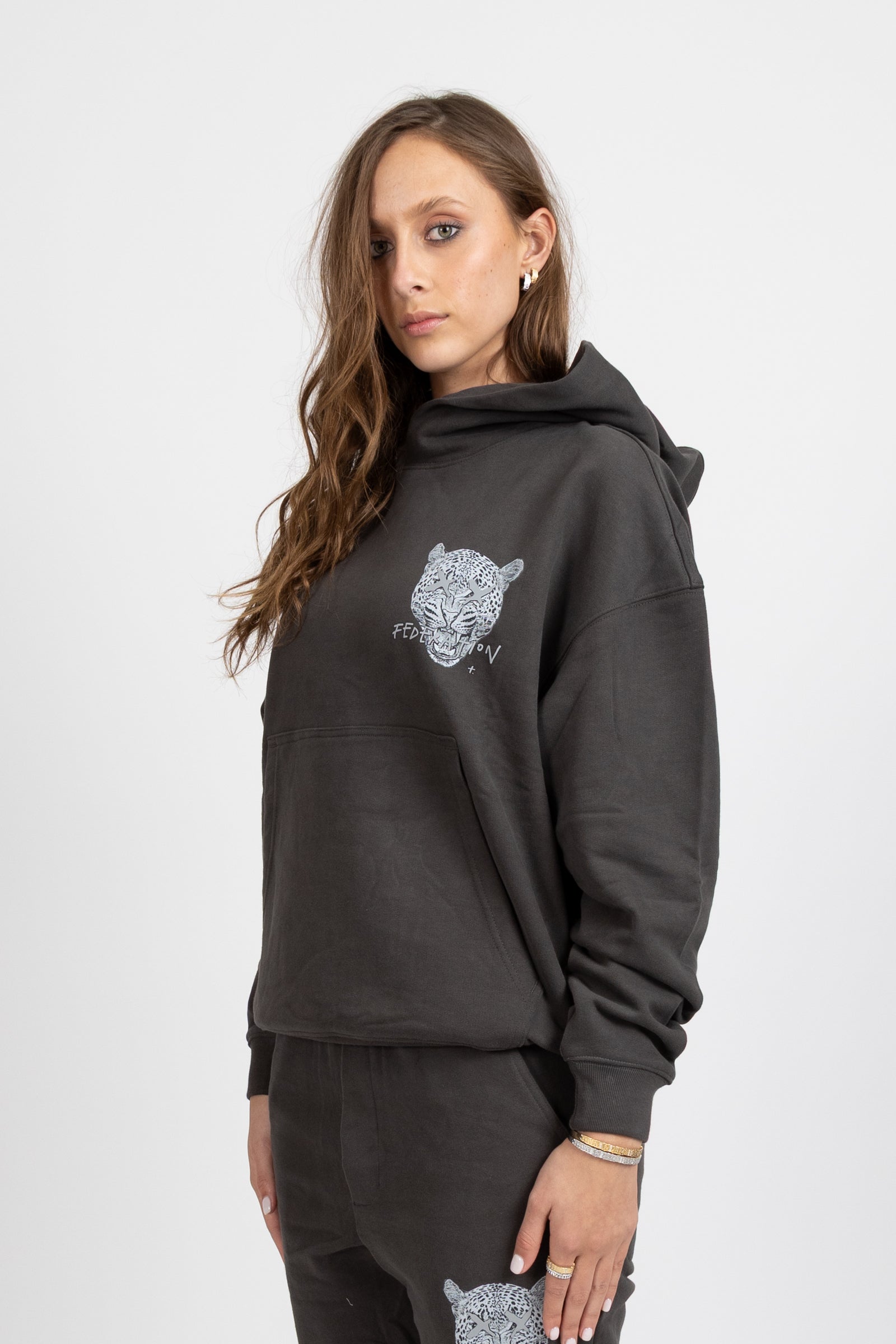 Touring Hood - Lil Leopard