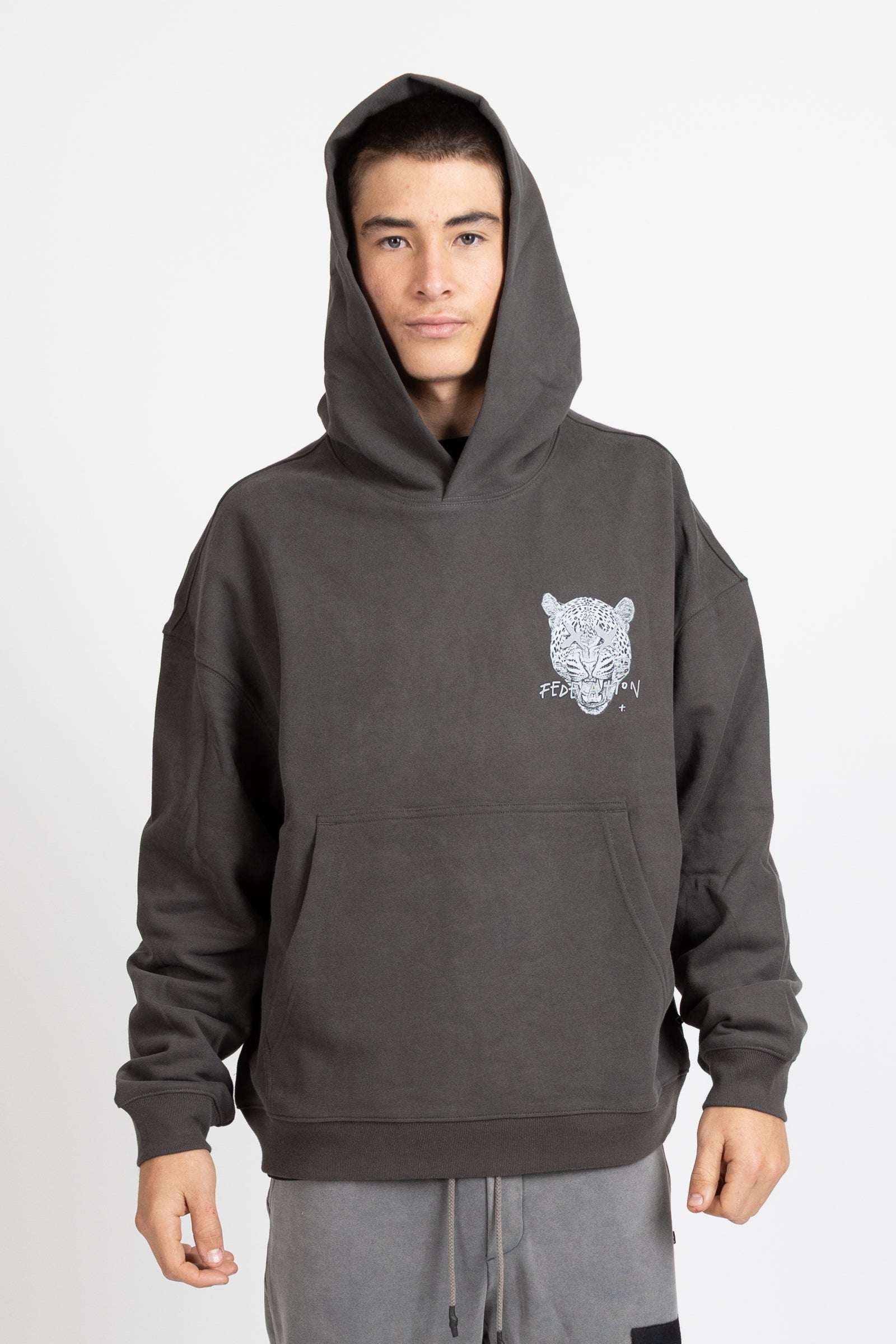 Touring Hood - Lil Leopard