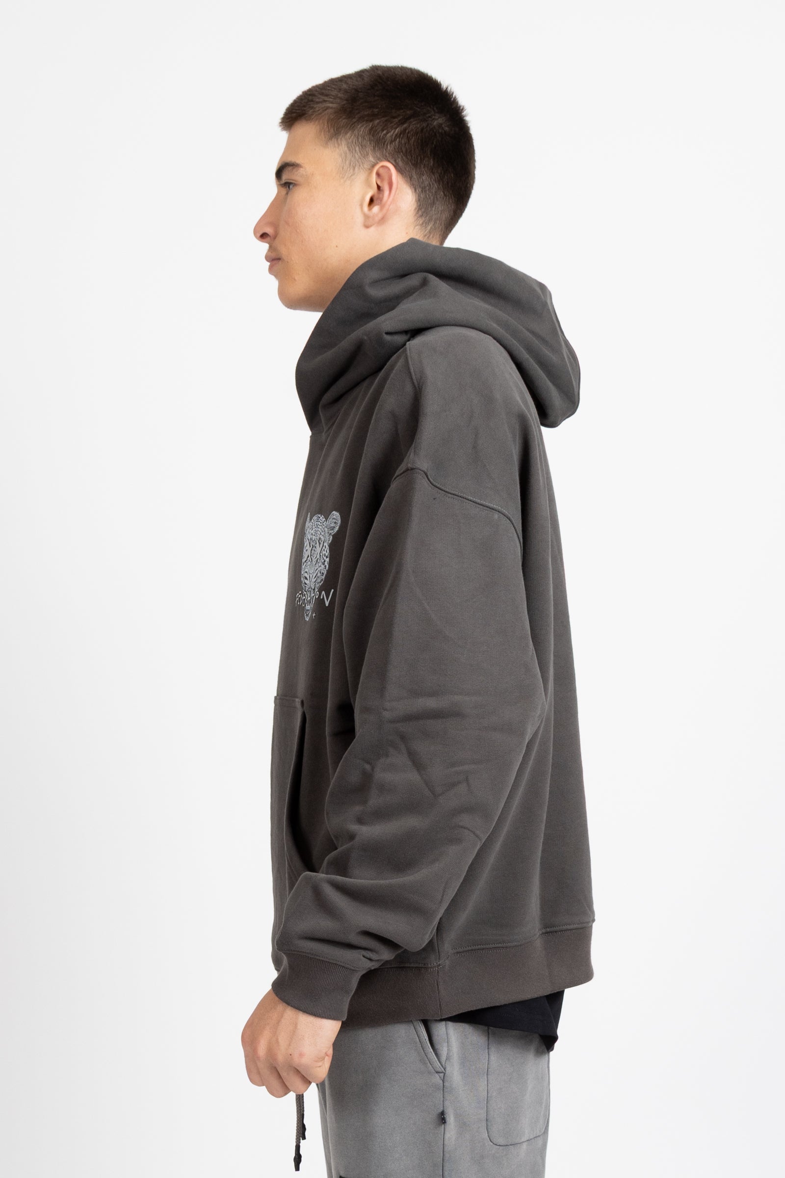 Touring Hood - Lil Leopard