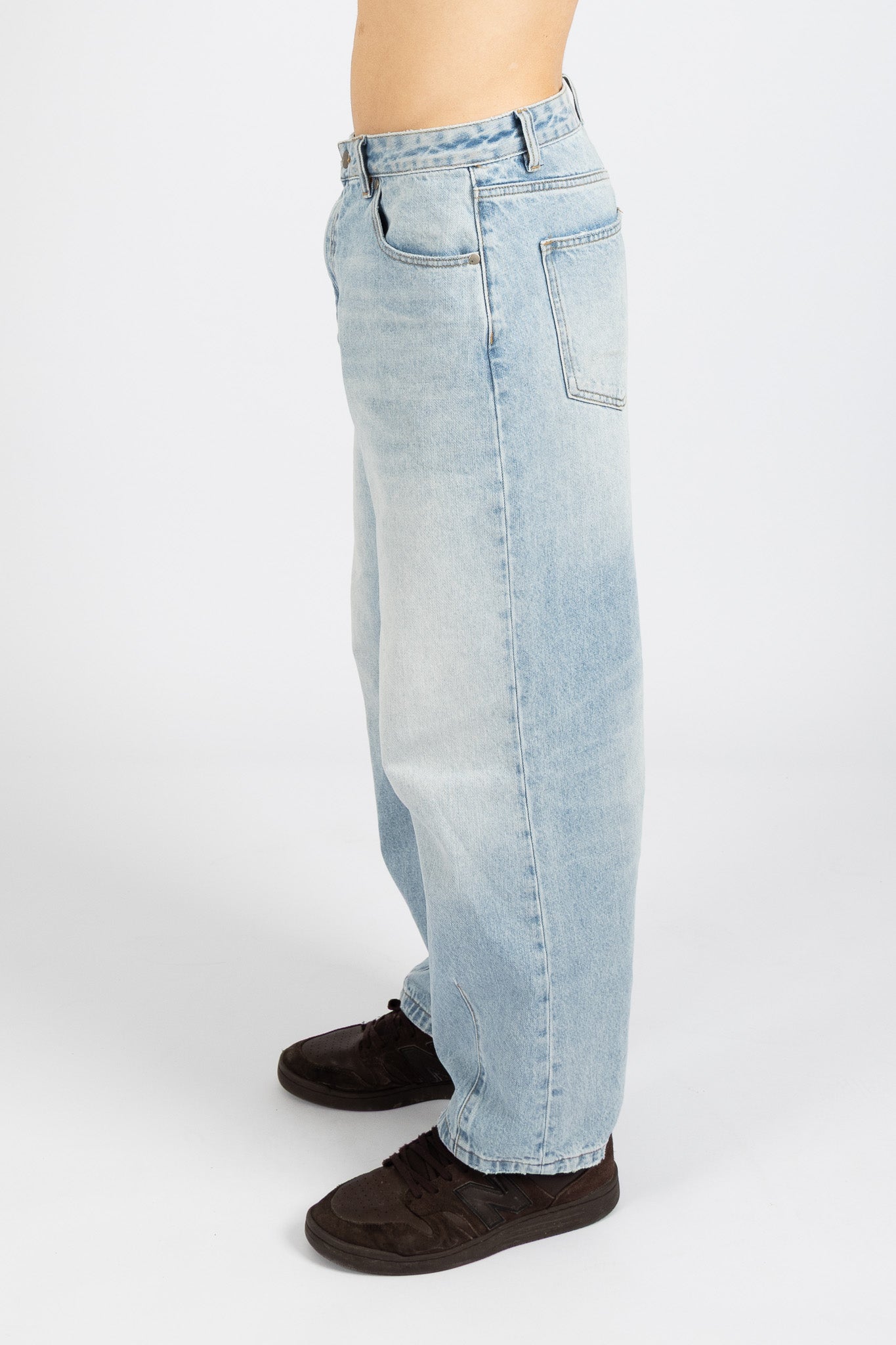 Right Barrel Jean