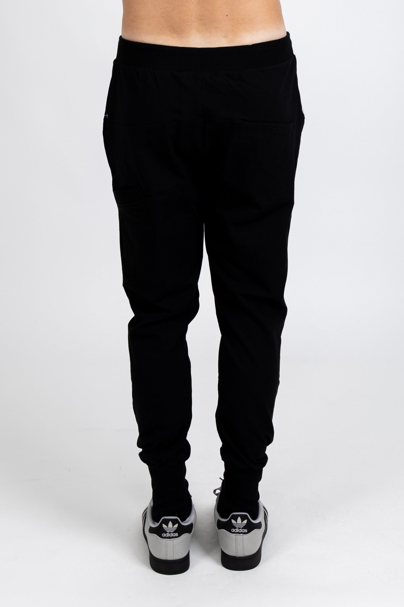 Escape Trackies - La Fed