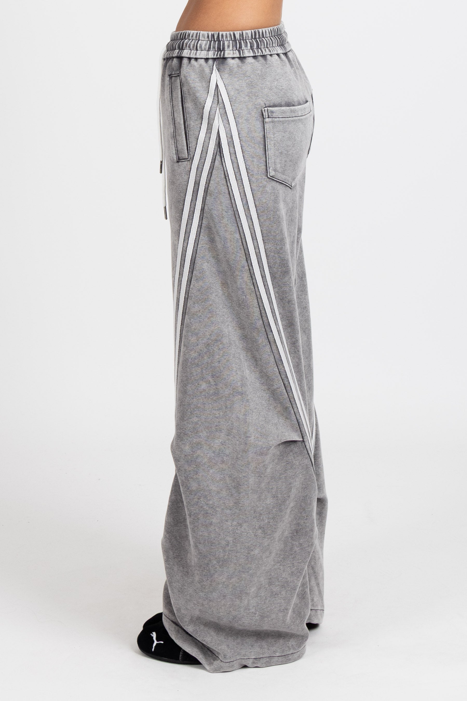 Let's Play Trackie