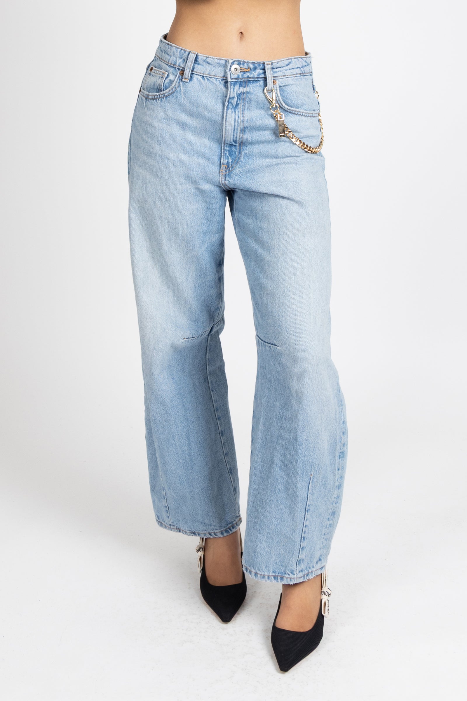 Right Barrel Jean