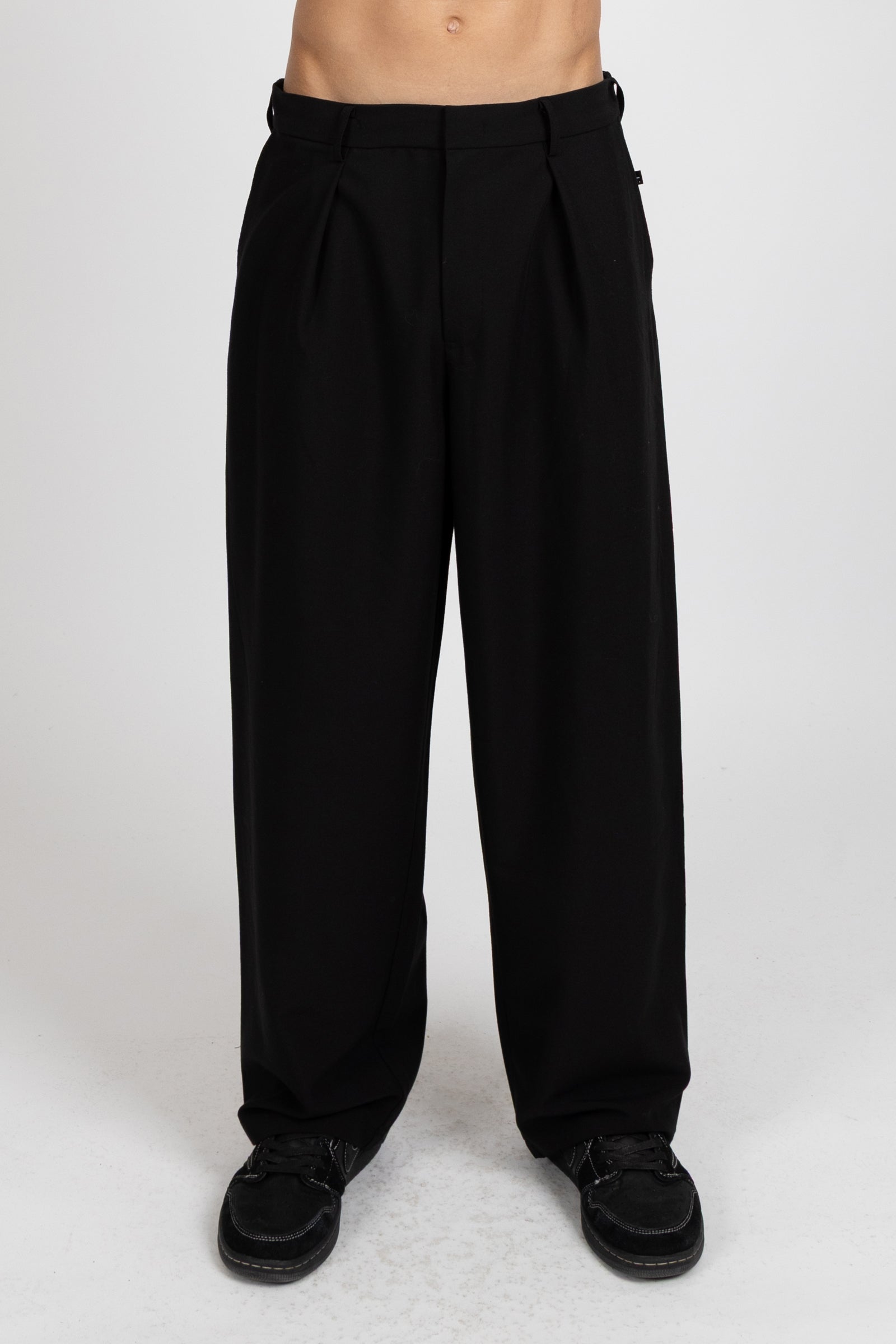 Pleat Pant