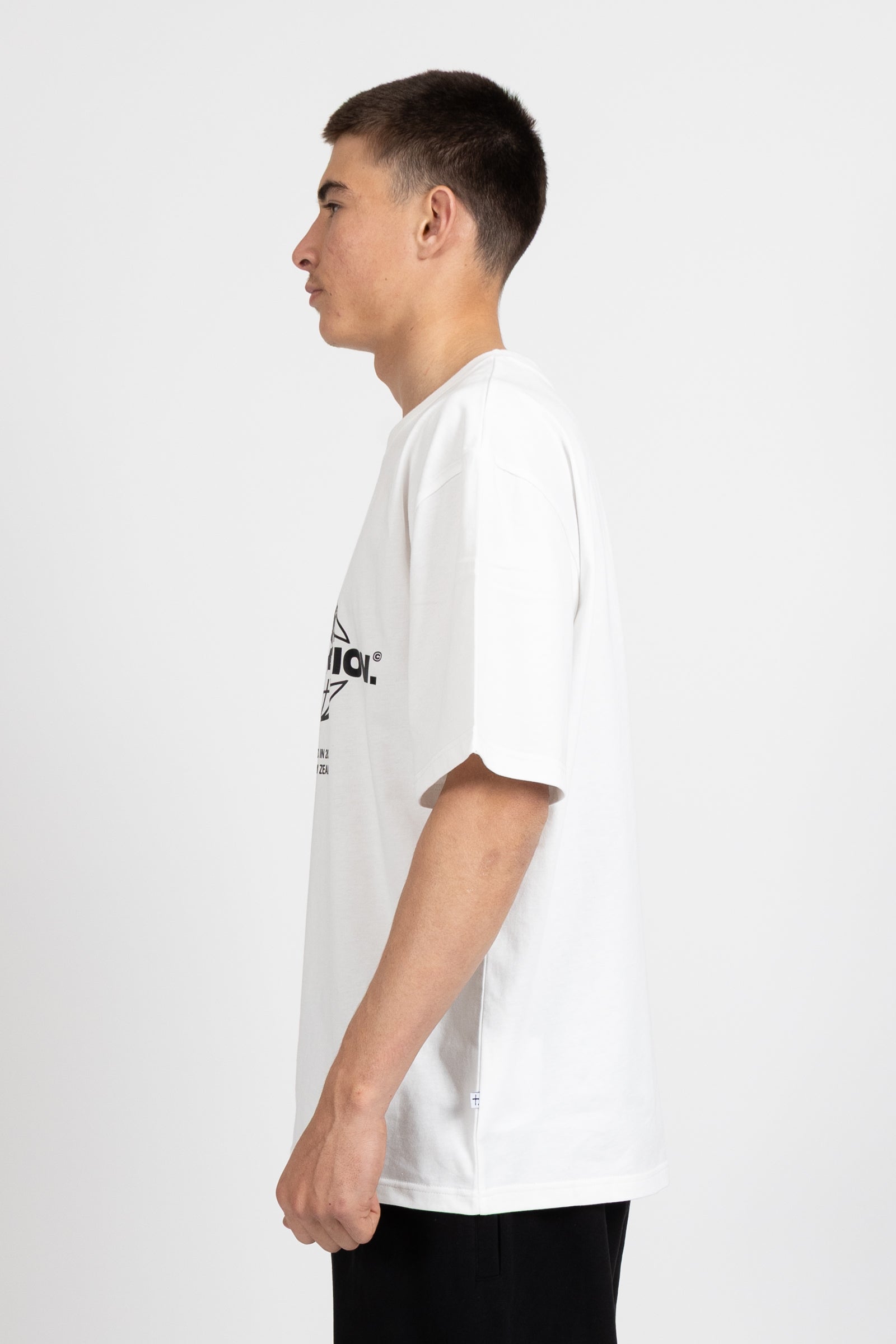 Tour Tee - Global