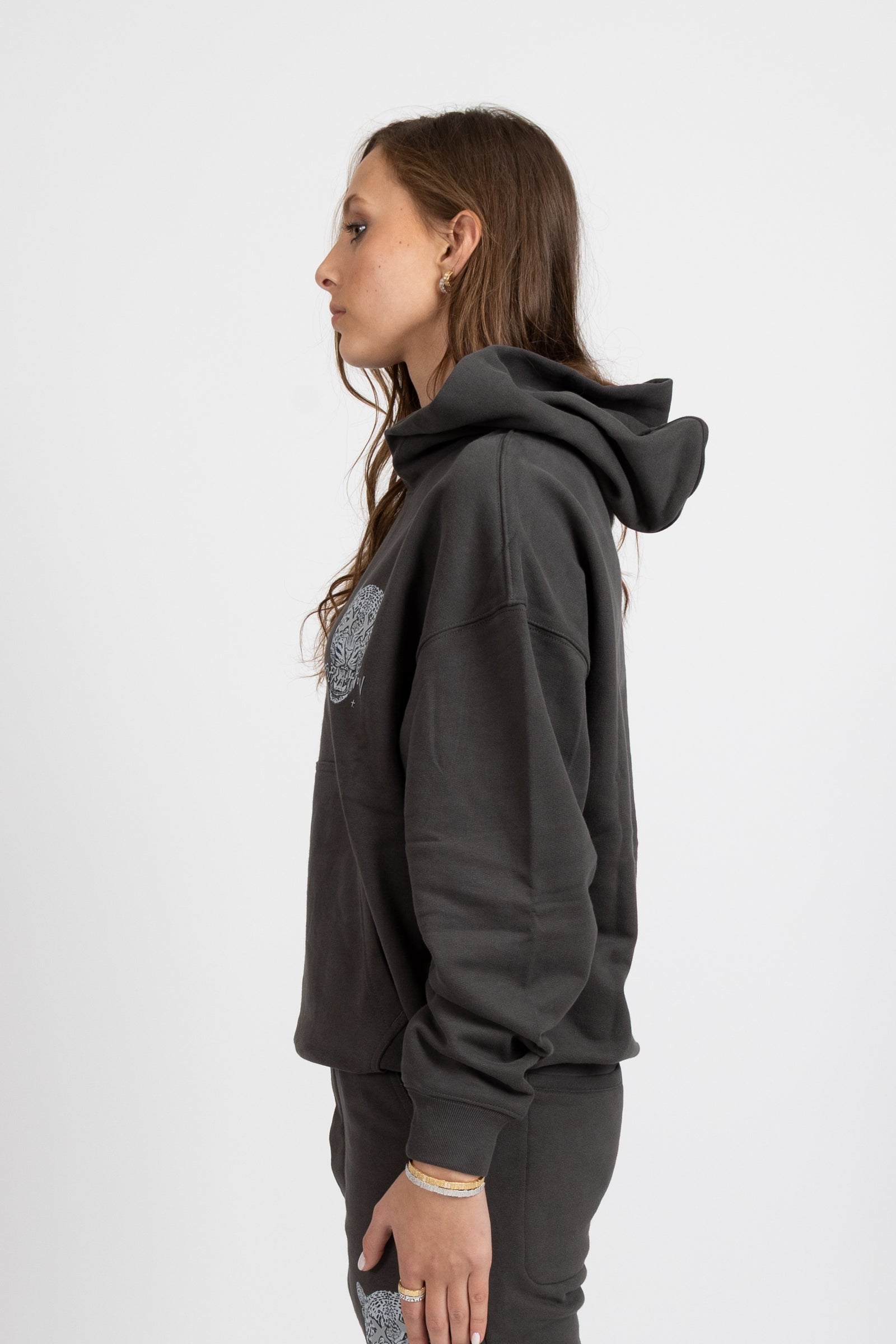 Touring Hood - Lil Leopard