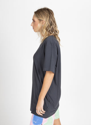 Staple Tee - Drawn