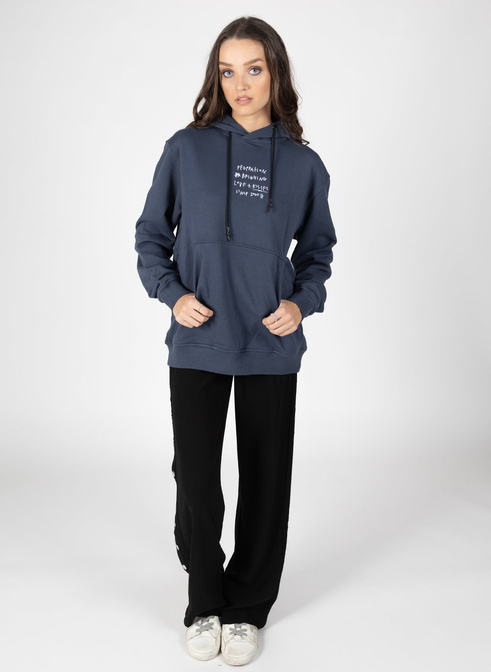 Touring Hood - Kisses